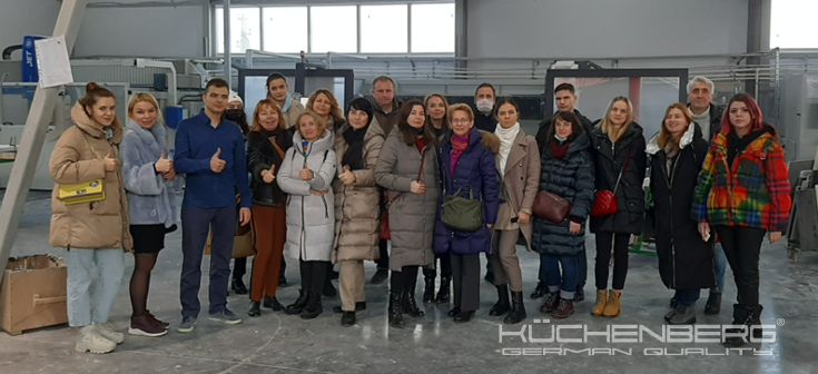 Состоялась экскурсия на фабрику Kűchenberg и в салон «КухниСити»4.png Состоялась экскурсия на фабрику Kűchenberg и в салон «КухниСити»4.png