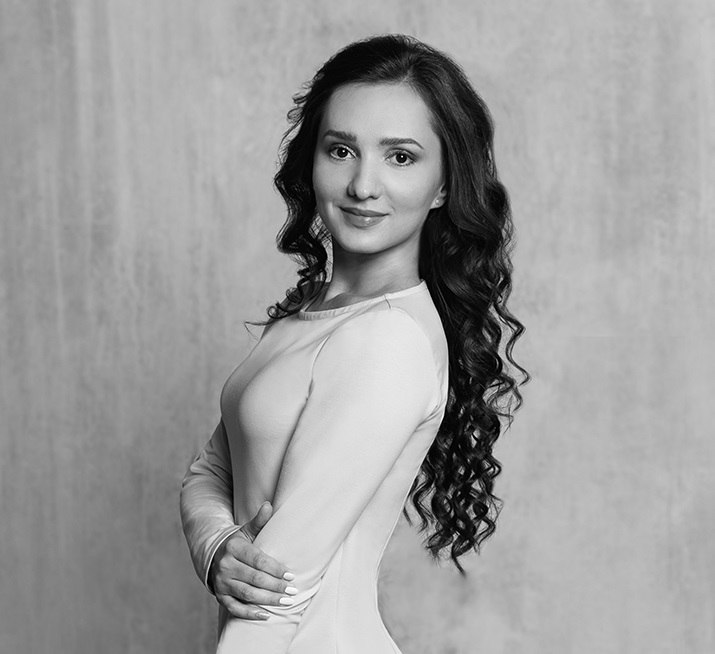 Елена Повитухина